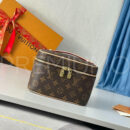 Louis Vuitton косметичка PR350115 32