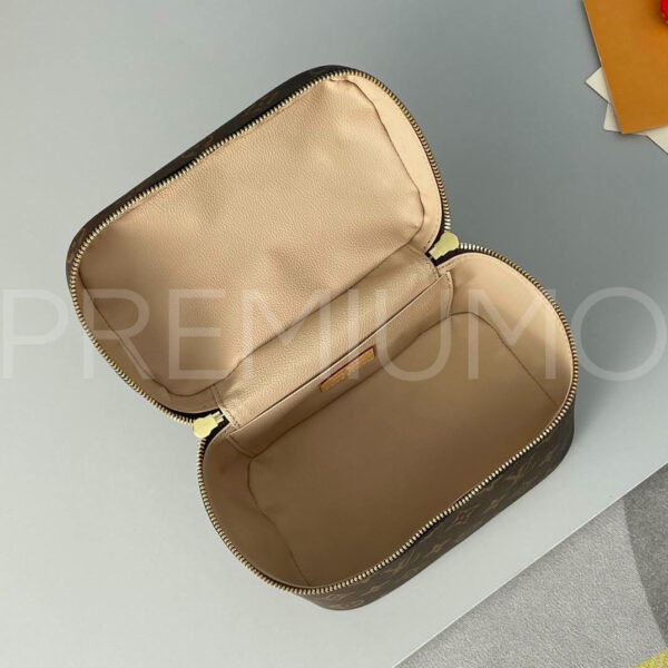 Louis Vuitton косметичка PR350115 15