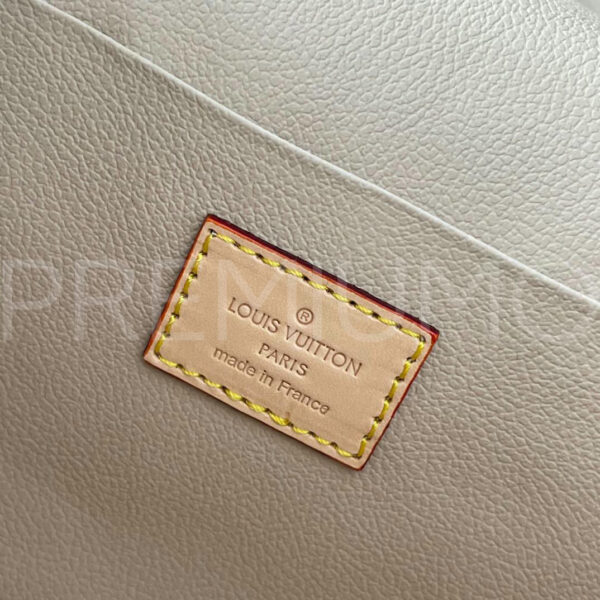 Louis Vuitton косметичка PR201013 18
