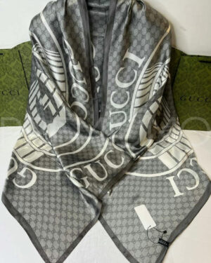Gucci палантин PR810776