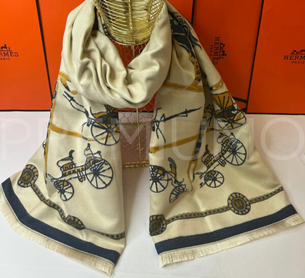 Hermes палантин PR562577 3