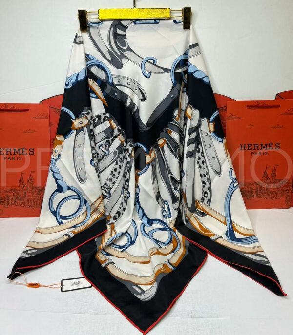 Hermes платок PR743455
