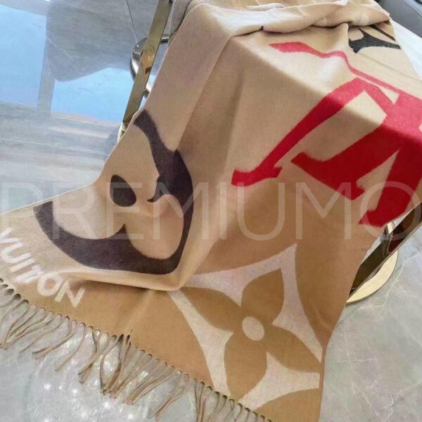 Louis Vuitton The Ultimate шарф PR291114 2