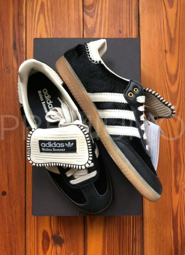 Adidas кроссовки PR662197