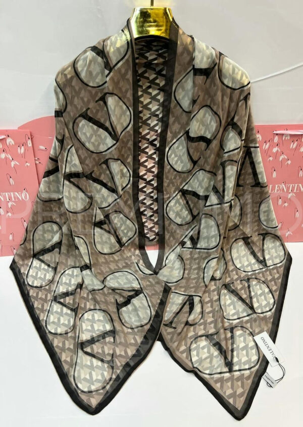 Valentino палантин PR934972