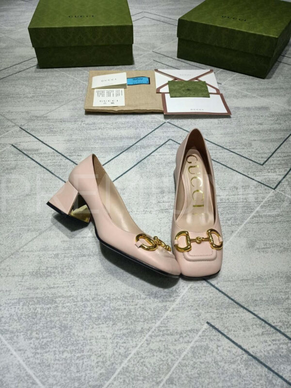 Gucci туфли PR385581
