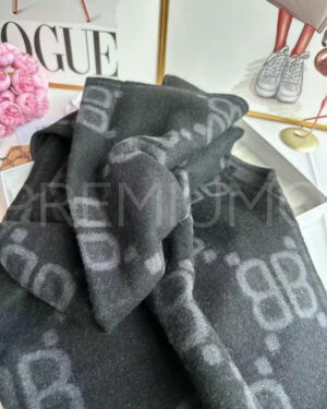 Balenciaga шарф PR679426