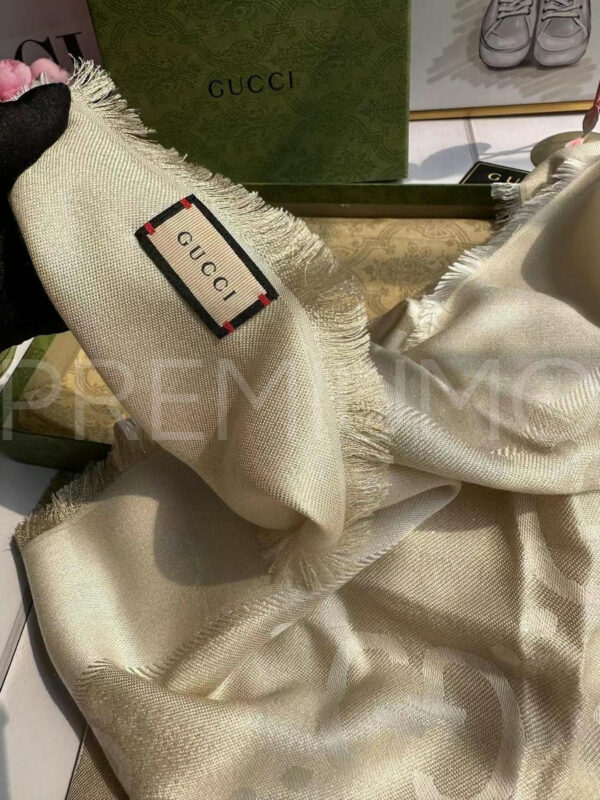Gucci палантин PR539227 8