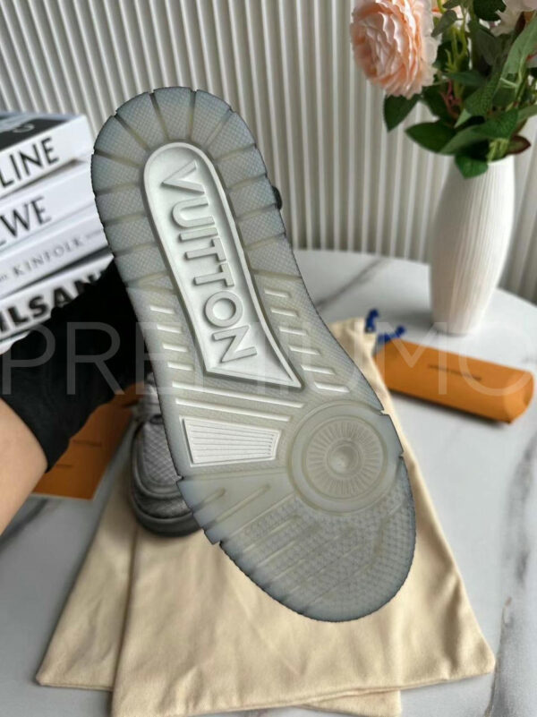 Louis Vuitton кроссовки PR465204 9