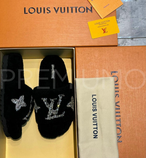 Louis Vuitton шлепанцы PR448590 3