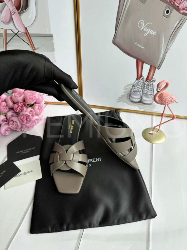 Yves Saint Laurent шлепанцы PR762069 3