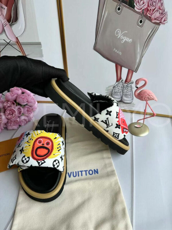 Louis Vuitton шлепанцы PR131738 2