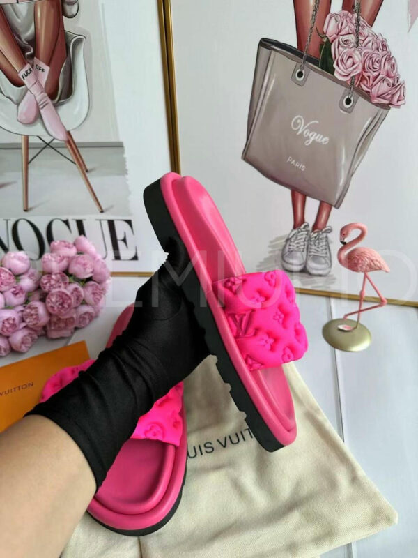 Louis Vuitton шлепанцы PR985898 5