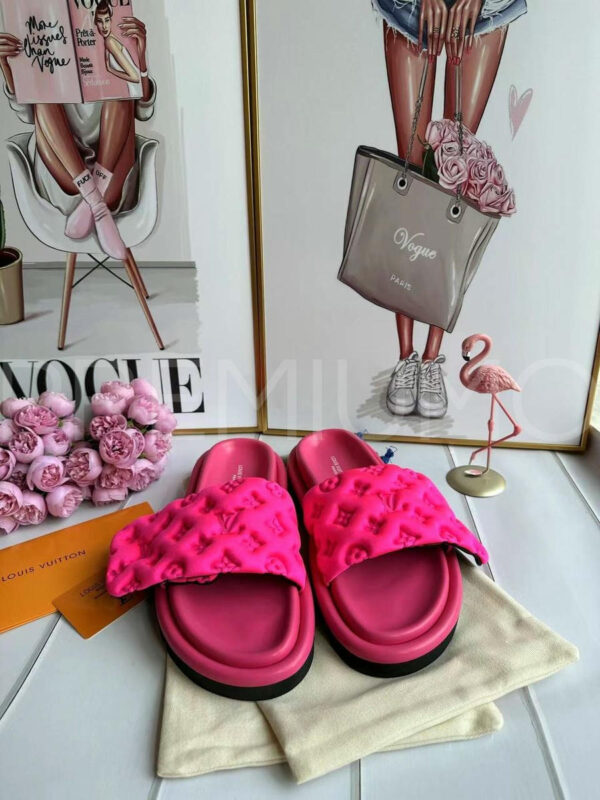 Louis Vuitton шлепанцы PR985898 3