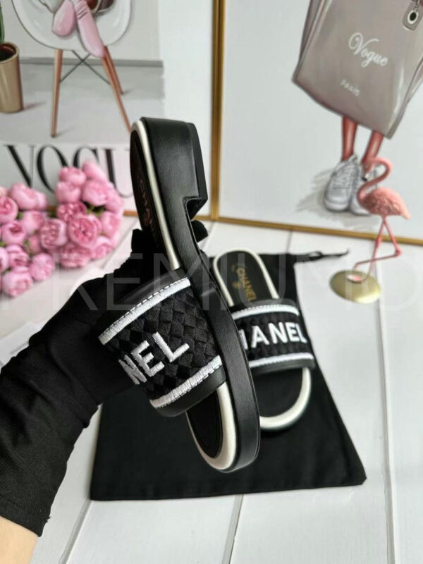 Chanel шлепанцы PR373202 3