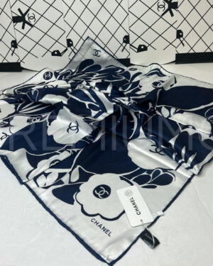 Chanel платок PR283791
