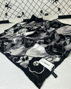 Chanel платок PR918717