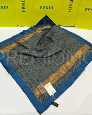 Fendi платок PR406286