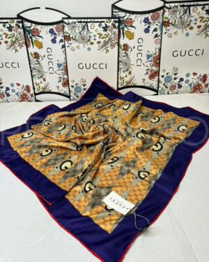 Gucci платок PR677486