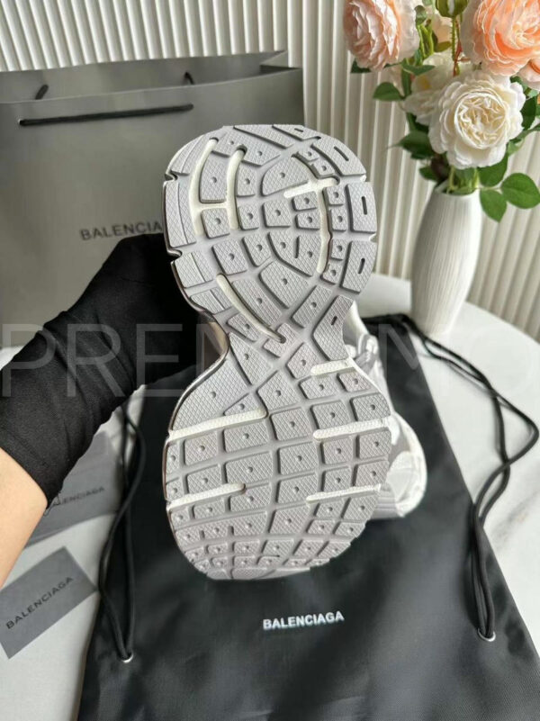 Balenciaga кроссовки PR528647 10