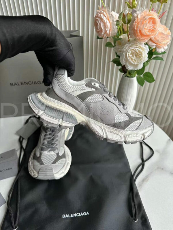 Balenciaga кроссовки PR528647 6