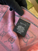 Gucci палантин PR598009 17