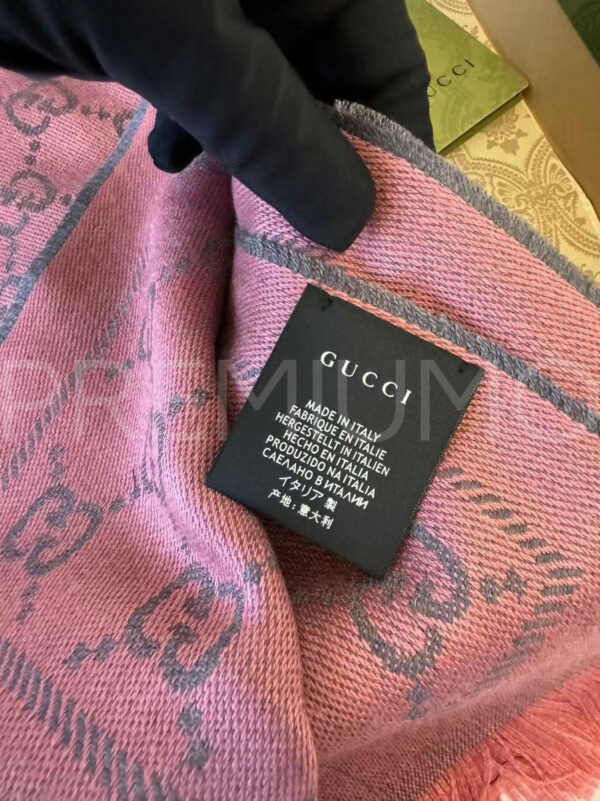 Gucci палантин PR598009 7