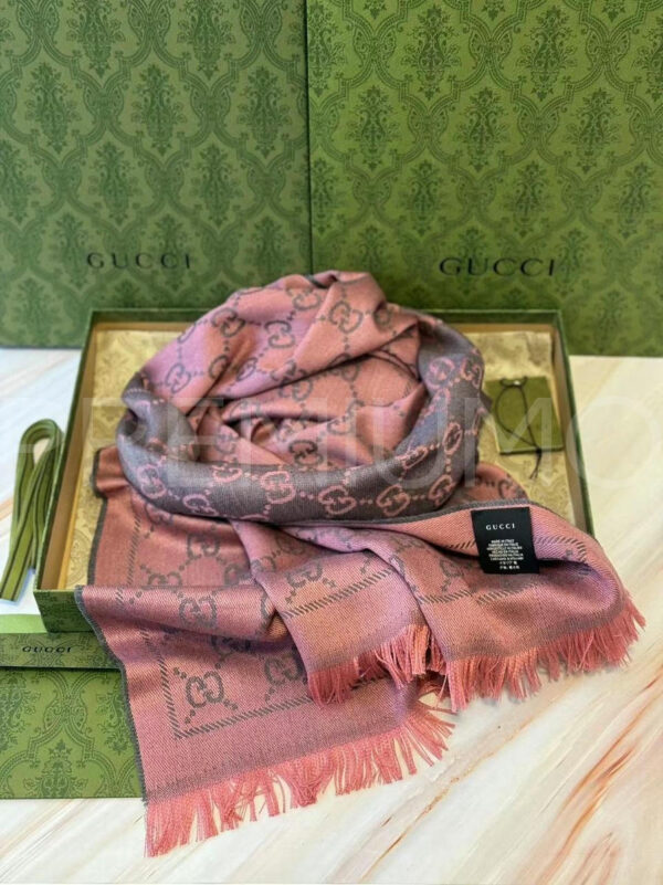 Gucci палантин PR598009 8