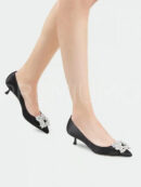 Roger Vivier RV Bouquet Strass Buckle Pumps in Satin туфли PR772171 14
