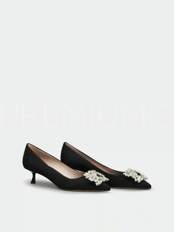 Roger Vivier RV Bouquet Strass Buckle Pumps in Satin туфли PR772171