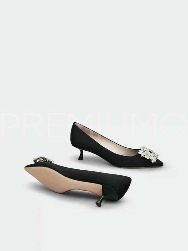 Roger Vivier RV Bouquet Strass Buckle Pumps in Satin туфли PR772171 6