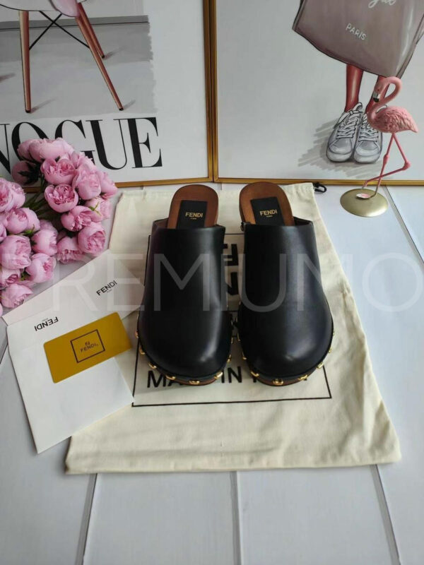Fendi мюли PR224204 2