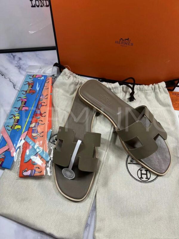 Hermes шлепанцы PR312024 2
