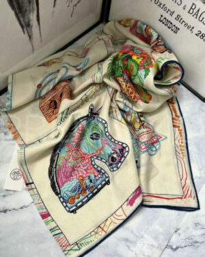 Hermes палантин PR639531
