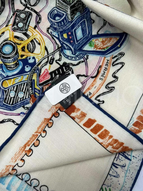 Hermes палантин PR639531 9