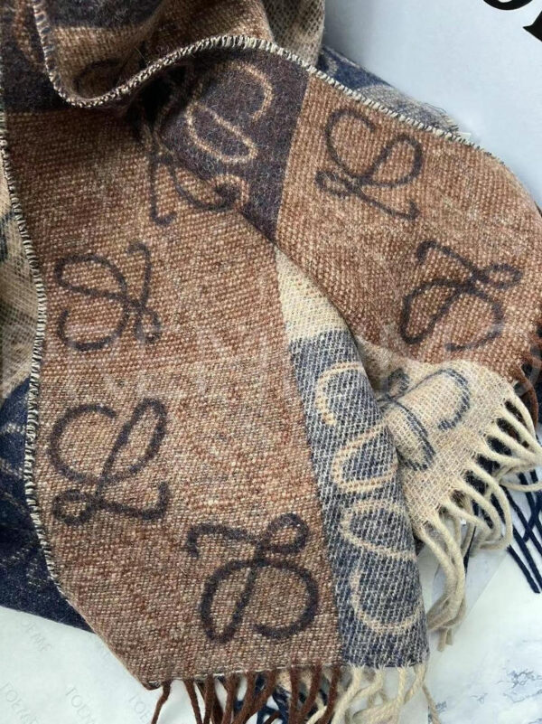Loewe шарф PR682434 4