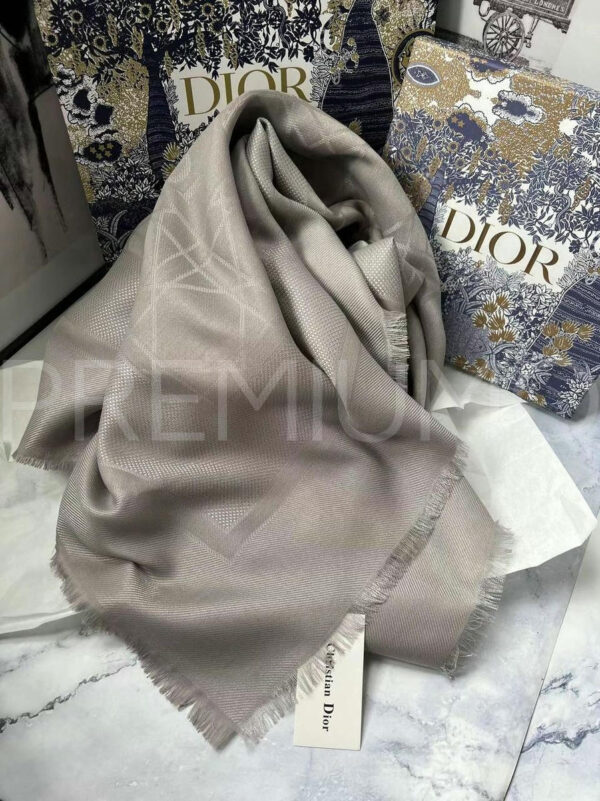 Christian Dior палантин PR747976 3