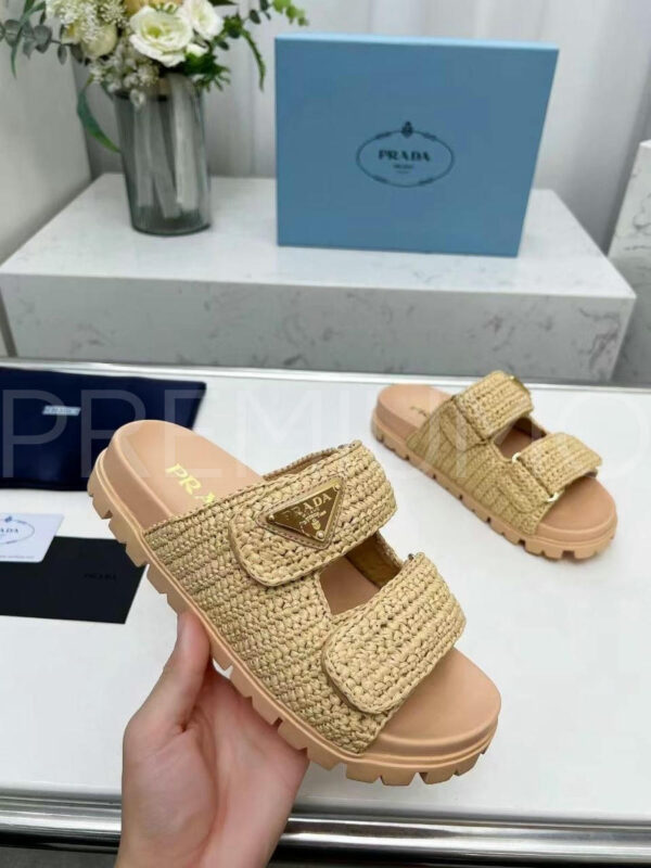 Prada шлепанцы PR397975 2