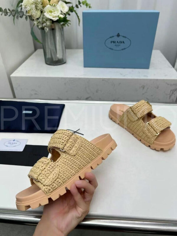 Prada шлепанцы PR397975 3