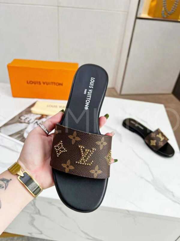 Louis Vuitton шлепанцы PR718372