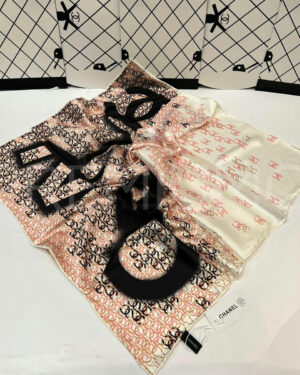 Chanel платок PR815662