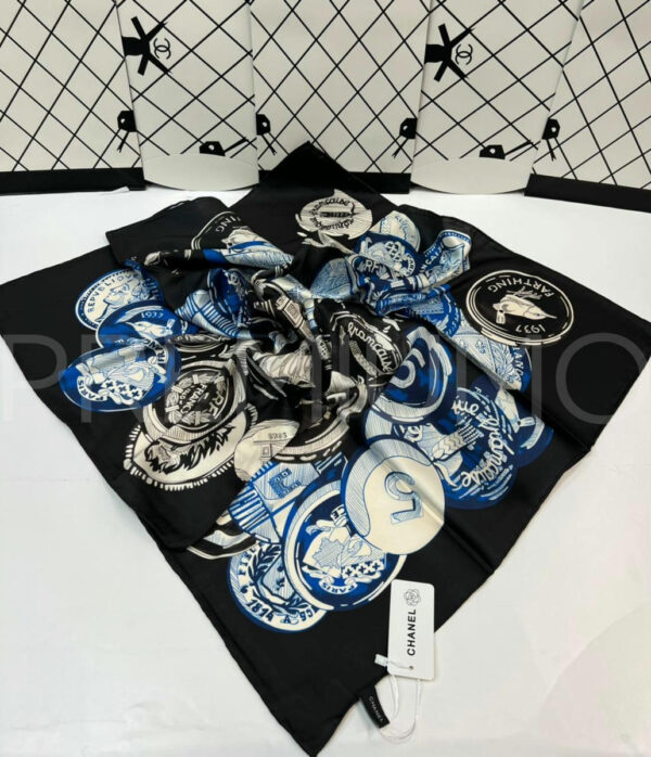 Chanel платок PR208528