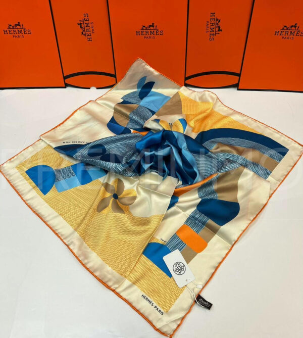 Hermes платок PR813912