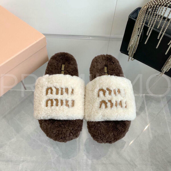 Miu Miu шлепанцы PR545141