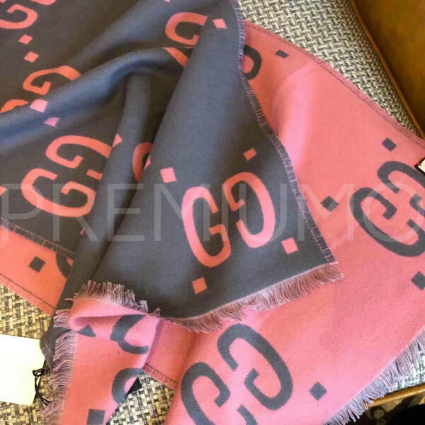 Gucci шарф PR262574