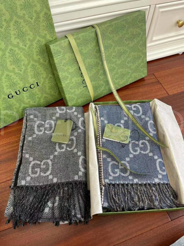 Gucci шарф PR242275 7