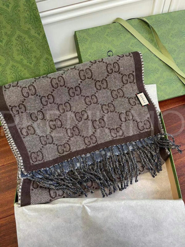 Gucci шарф PR777896 2