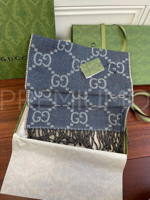 Gucci шарф PR777896 4