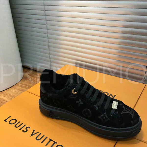 Louis Vuitton Time Out кроссовки PR793569 18