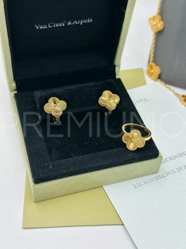Van Cleef & Arpels кольцо PR783816